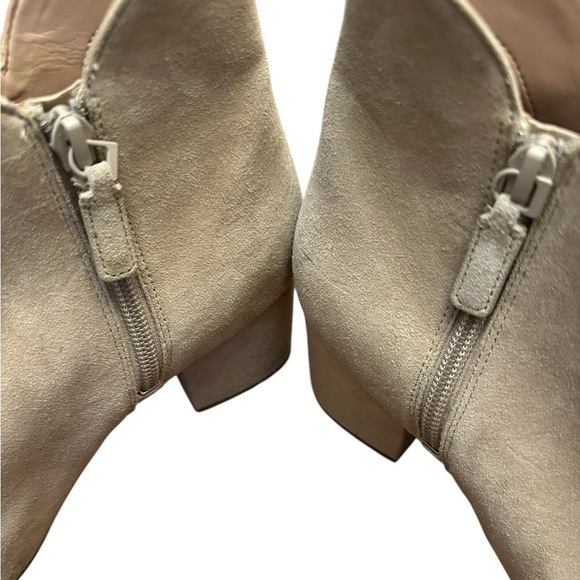 Cole Haan Tan Ankle Boots with Pointed Toe and High Heel - Picture 3 of 7